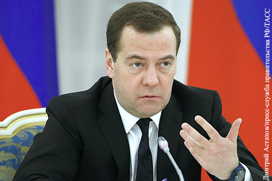 Медведев: Если Украине не нравятся цены на электроэнергию – мы можем их увеличить