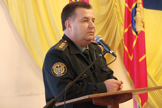 Министр обороны Украины сообщил о наращивании резервов «по всем секторам» в зоне конфликта