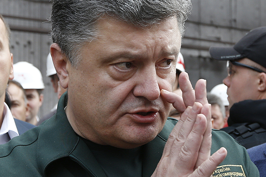Порошенко заявил о возможной замене программы помощи Украине со стороны МВФ
