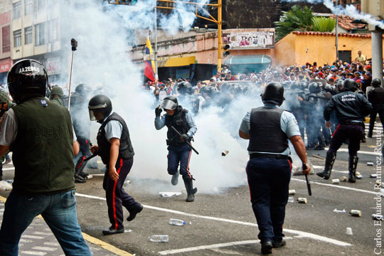 Революция и госпереворот в Венесуэле опять провалились