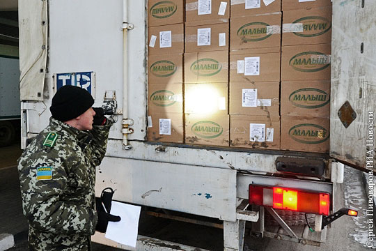 Украинские пограничники не прибыли для оформления гуманитарной колонны МЧС России