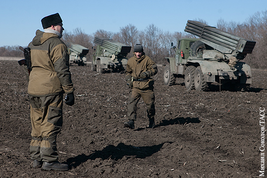 ДНР начала отвод тяжелого вооружения