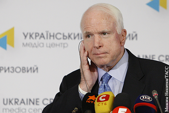 Маккейн заявил о способности США быстро доставить оружие на Украину