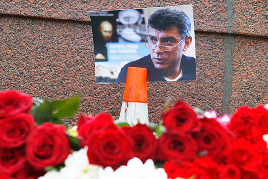 Следователи работают над пятью версиями убийства Бориса Немцова