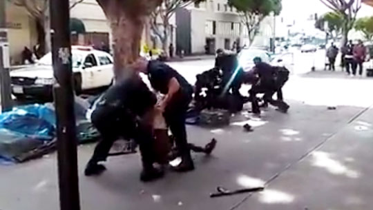 Полицейские застрелили чернокожего бездомного в Лос-Анджелесе