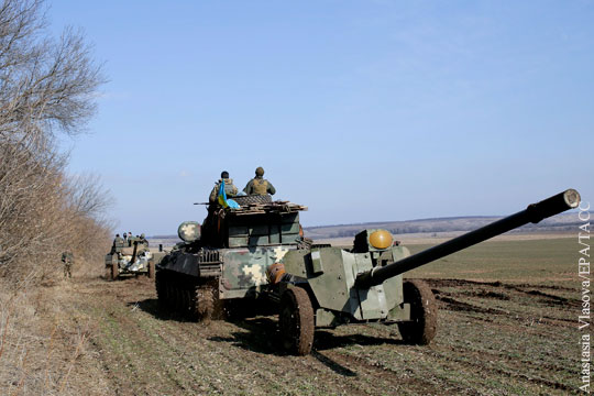 Басурин: Киев под видом отвода вооружений может проводить ротацию техники