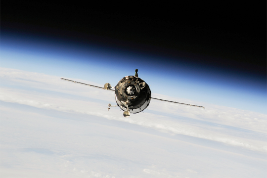 Роскосмос и НАСА подписали контракт о доставке космонавтов на МКС на 2017 год