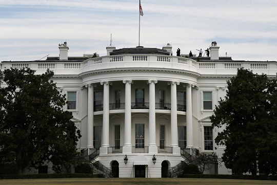 СМИ: Секретная служба США попросит 8 млн долларов на копию Белого дома
