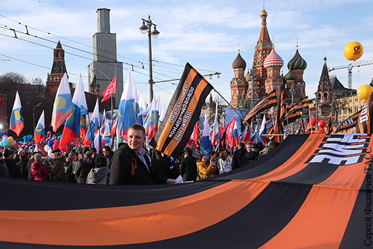 На митинг в честь воссоединения Крыма с Россией собрались 90 тыс. человек