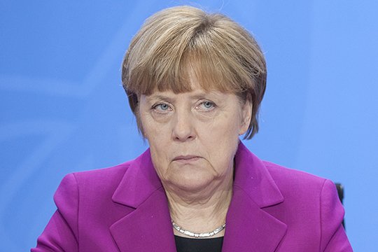 Меркель сочла неверным снимать санкции с России после выполнения первых пунктов «Минска»