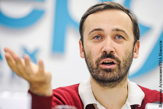 В Госдуме поддержали лишение депутата Пономарева неприкосновенности