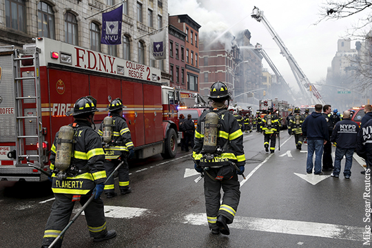 Взрыв на Манхэттене разрушил три жилых дома