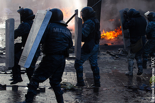 Бывших начальников милиции Киева объявили в розыск за штурм Майдана