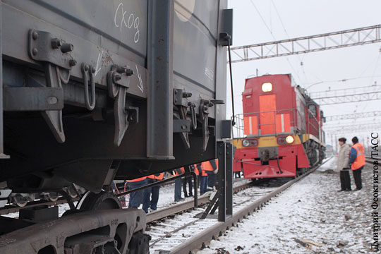 Пассажирский поезд «Волгоград-Москва» столкнулся с локомотивом
