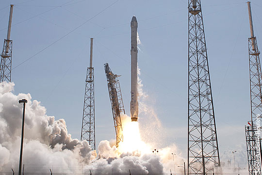 SpaceX не удалось сохранить ракету Falcon 9 для многократного использования