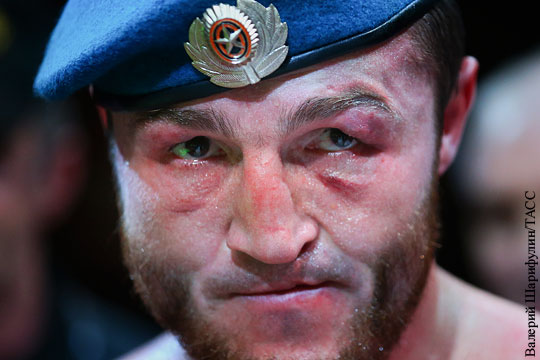 Боксер Лебедев после боя с французом Каленга оказался в больнице