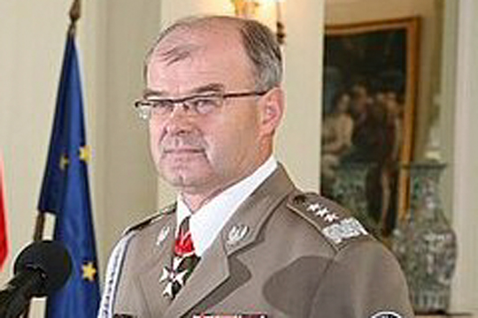 Польский генерал отказался от поддержки Украины из-за ее национализма