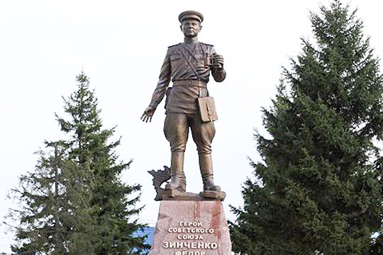 Памятник командиру поднявших над Рейхстагом знамя Победы бойцов открыли в Томске