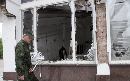 Ополченцы заявили об обстреле Донецка из орудий калибра НАТО