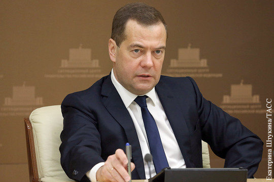 Медведев попросил представить предложения о персональной ответственности за аварию «Протона»