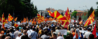 Многотысячный митинг оппозиции начался в Македонии