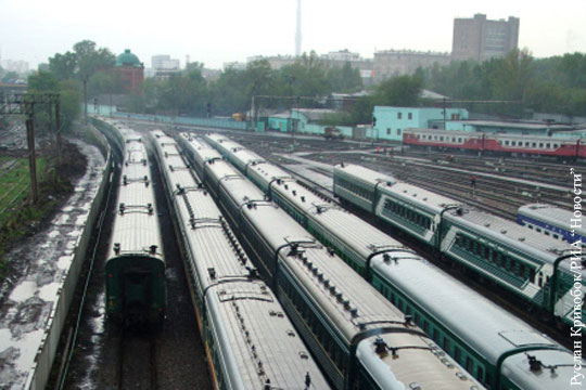 Путин поручил проанализировать возможность допуска частных локомотивов на общие пути