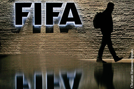NYT: Высокопоставленные чиновники ФИФА арестованы в Цюрихе и экстрадированы в США