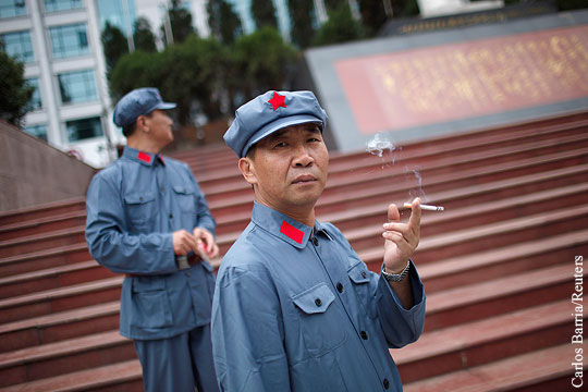 Власти Пекина запретили курить в общественных местах