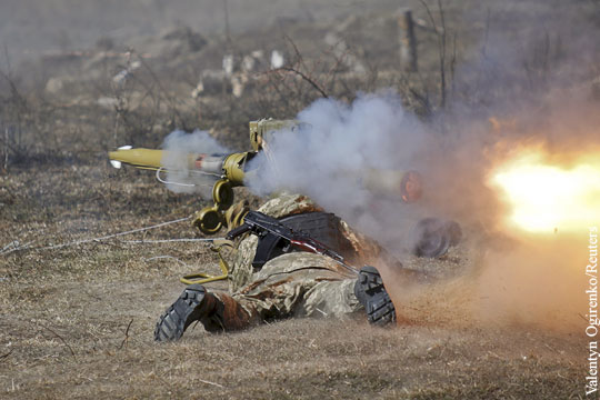 ДНР: Украинские военные начали обстрелы по всей линии фронта