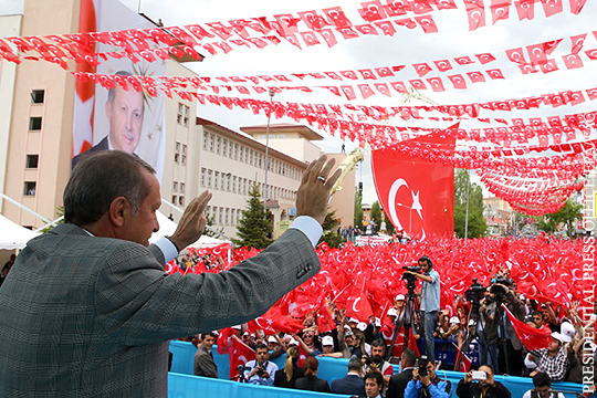 Турция обвинила Запад в попытке поглощения и раскола