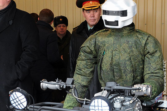 Разработчики пообещали научить российского боевого робота бегать к концу года