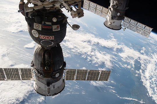 Пристыкованный к МКС «Союз» случайно запустили с Земли
