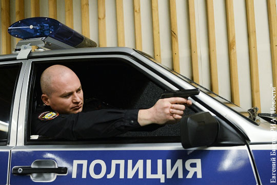 Полицейские в центре Москвы применили оружие при задержании участников этнической банды