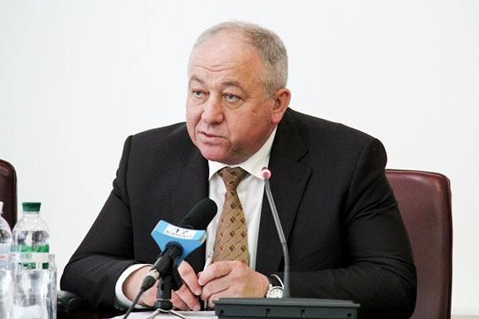 Порошенко уволил главу Донецкой области