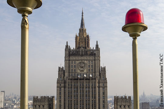 МИД: Вашингтон подталкивает Киев к продолжению конфликта в Донбассе