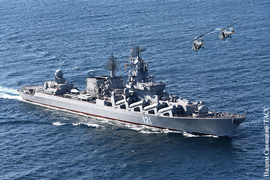 Россия и Египет на учении в Средиземном море провели встречный морской бой