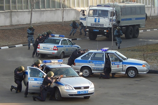 Полиция Москвы заявила о ликвидации за неделю 39 этнических банд