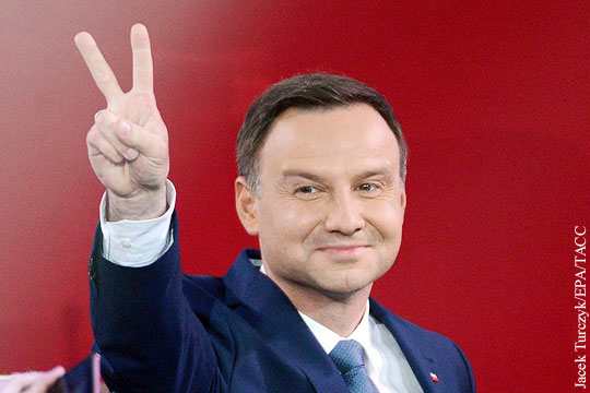 Польша предложила обсуждать с ней украинский кризис