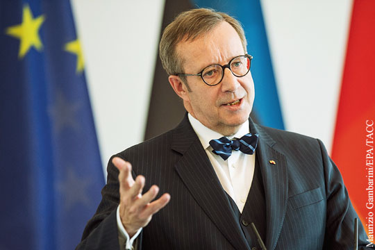 Президент Эстонии призвал к политике сдерживания в отношении России