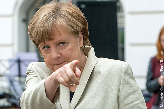 Меркель: Россия должна показать приверженность Минским договоренностям