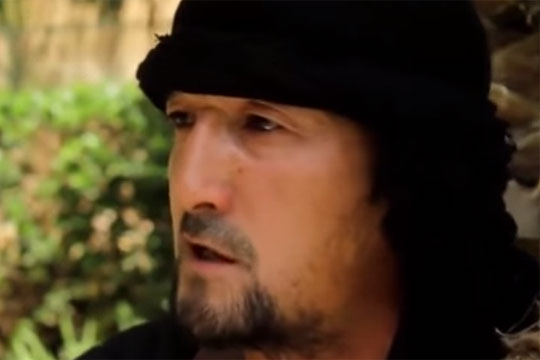 Перешедший на сторону ИГ экс-командир таджикского ОМОНа пригрозил отрезать голову своему брату