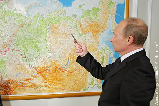 Путин распорядился ограничить расходы местных властей на пиар