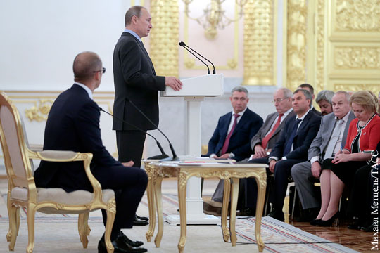 Кремль проконтролирует региональные власти с помощью гражданских активистов