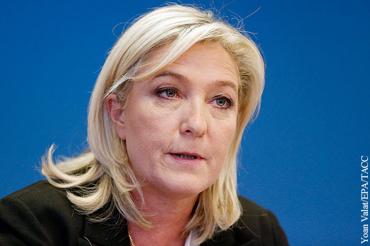 Марин Ле Пен призвала власти к жестким действиям после нападения на завод во Франции