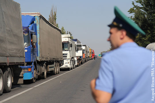 Украина отказалась от сырьевой блокады Крыма