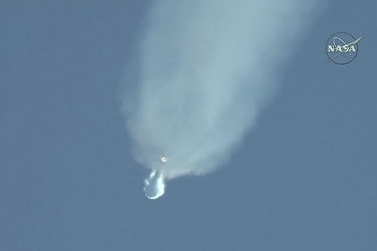 Неполадки с Falcon 9 произошли перед отделением первой ступени