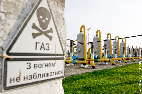 Украина выпрашивает скидку на газ и угрожает оставить Крым без электричества