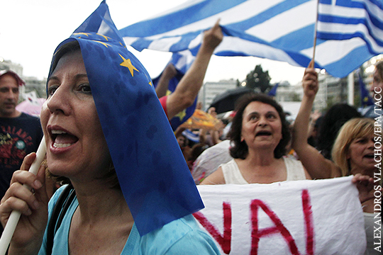 Кризис привел к расколу греческого общества
