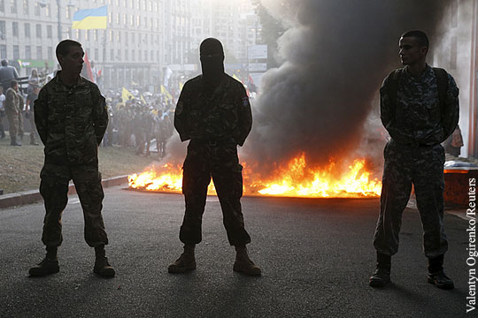 СМИ: На Украине растет угроза нового Майдана