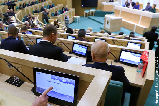 Совфед одобрил закон о переносе выборов в Госдуму